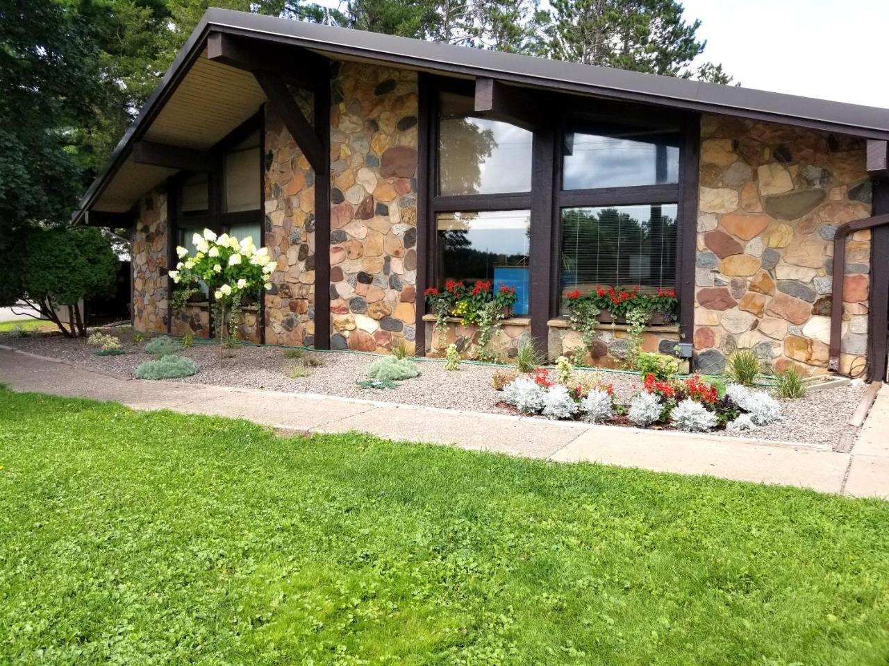 Americas Best Value Inn Hinckley Exterior photo